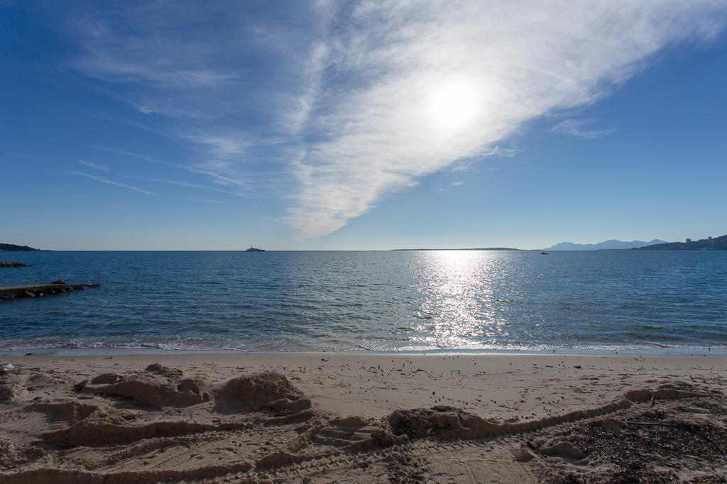 Résidence Le Soleil Juan-les-Pins Extérieur photo